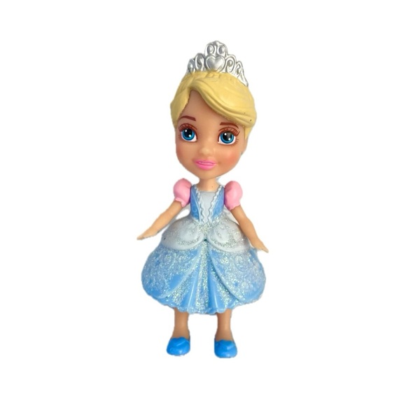 Disney Cinderella Posable Mini Princess in  Sparkly Blue Dress - Picture 1 of 6